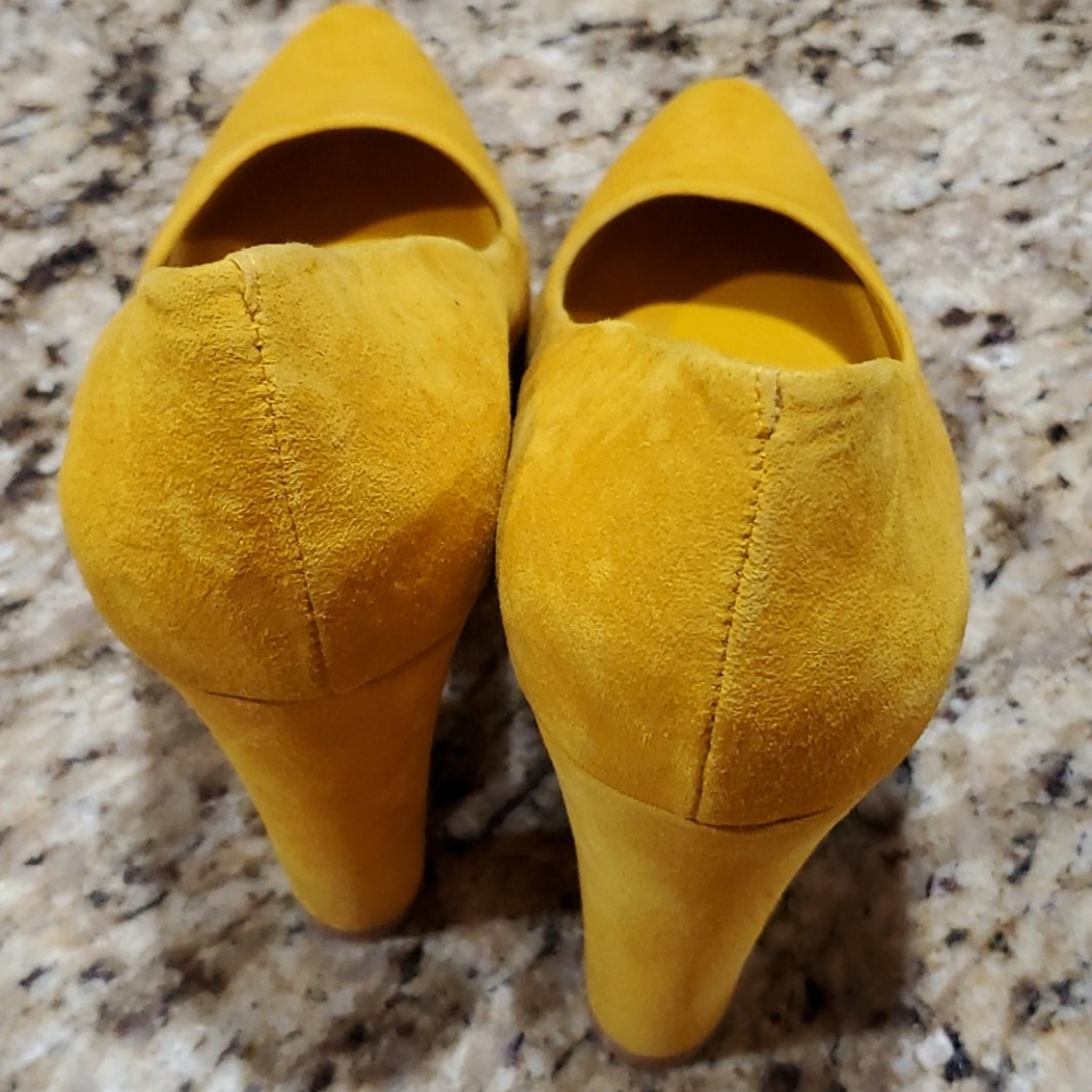 Ladies shoe - Picture 3 of 6